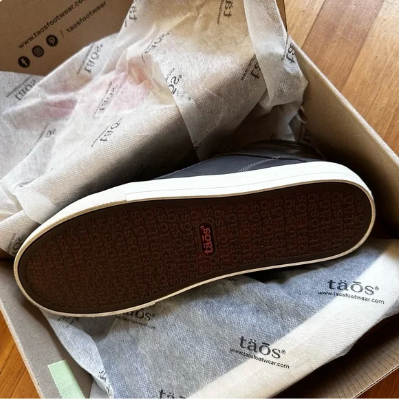 Taos Footwear Winner Women’s high-top sneakers, 9.5 - Picture 3 of 7